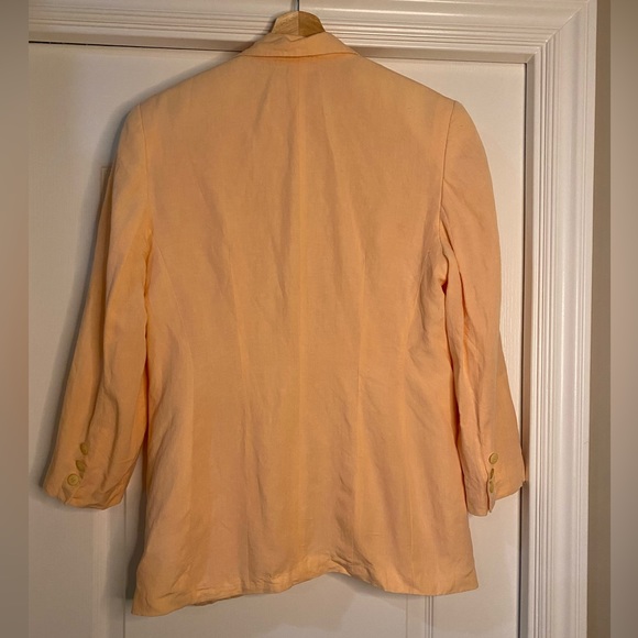 Vintage Peach Blazer | Medium - Picture 4 of 5